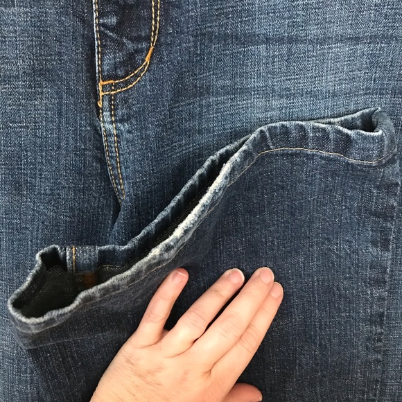 SEVEN7 Studio Flare Jeans in dark wash 5 pocket - Picture 9 of 11